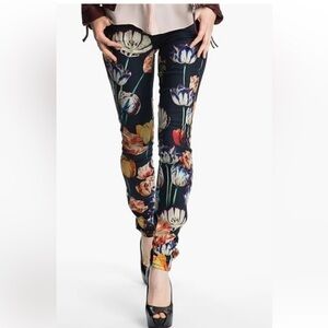 MOTHER The Looker He Kissed MeBetween The Gardenias & Daisies Sizes 26